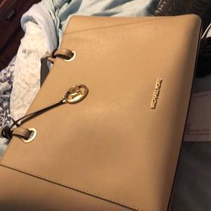New Michael kors tote in Walsh color